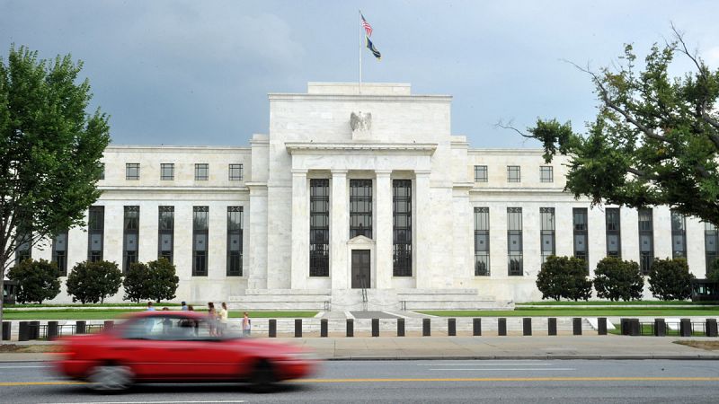 La Fed ve una "moderada" expansión de la economía de EE.UU. y no descarta subir tipos en septiembre