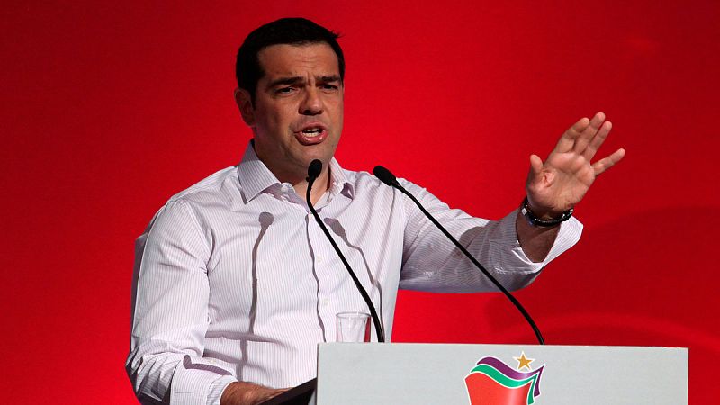 Tsipras logra el apoyo de su partido para terminar de negociar el acuerdo