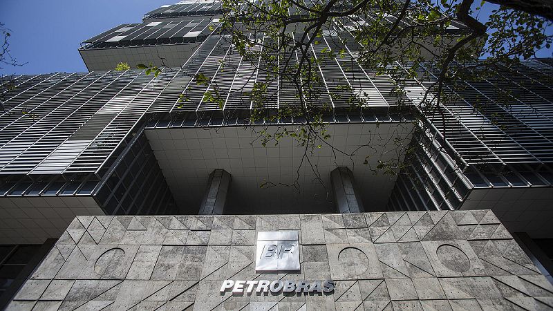 Detienen al exministro brasileño Jose Dirceu por supuesto desvío de fondos de Petrobras