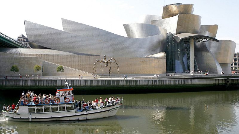 El Guggenheim de Bilbao bate en julio su récord de visitantes en un solo mes con casi 150.000