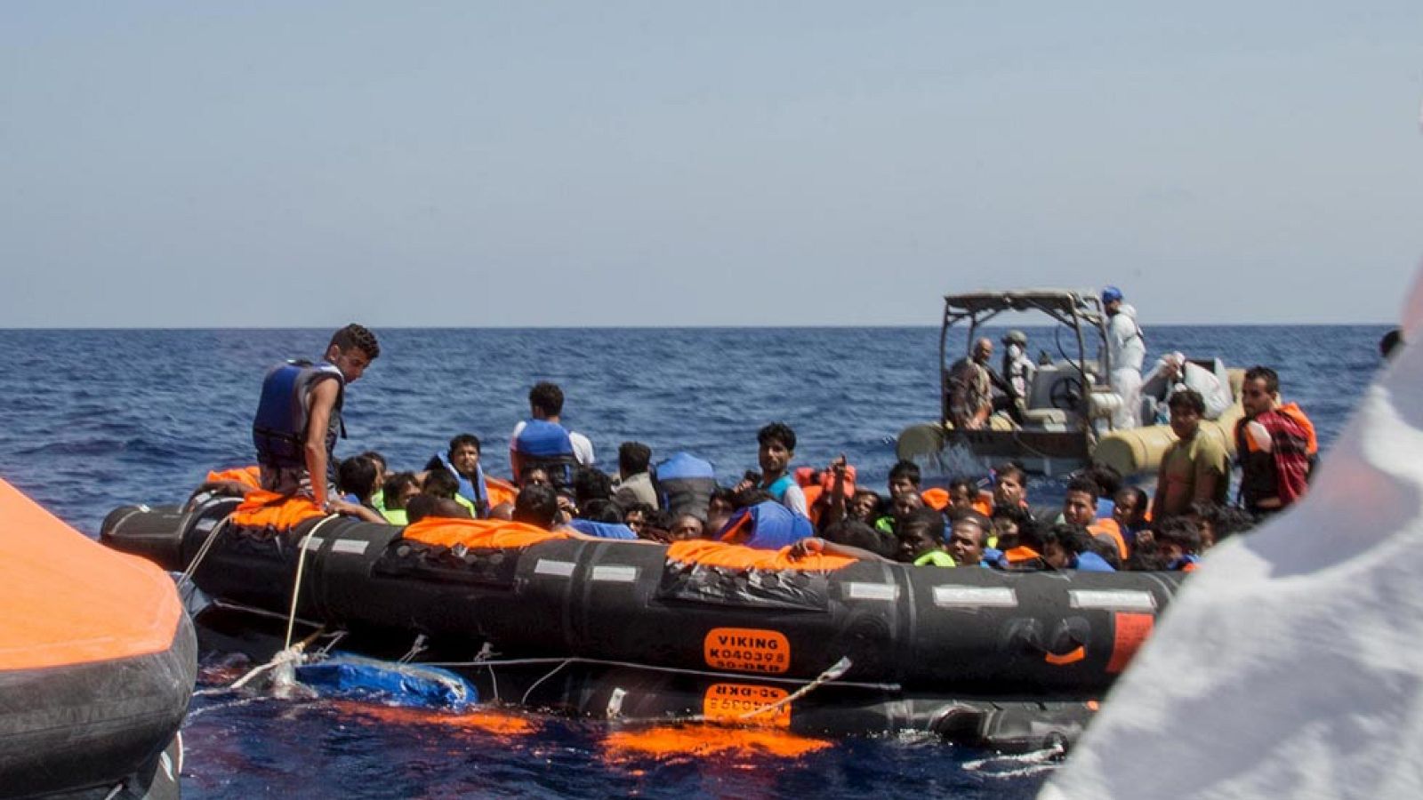 Al menos 25 migrantes mueren en el naufragio de una embarcación en el Canal de Sicilia