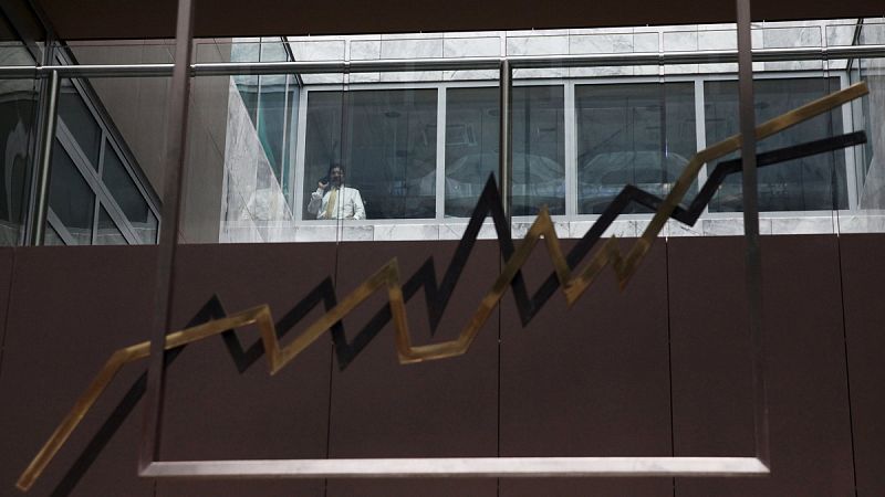 La Bolsa de Atenas corta su sangría y rebota un 3,65% liderada por los bancos