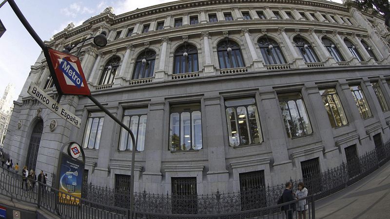 El Banco de España no investigará a los bancos que cobren comisión a los no clientes por usar sus cajeros