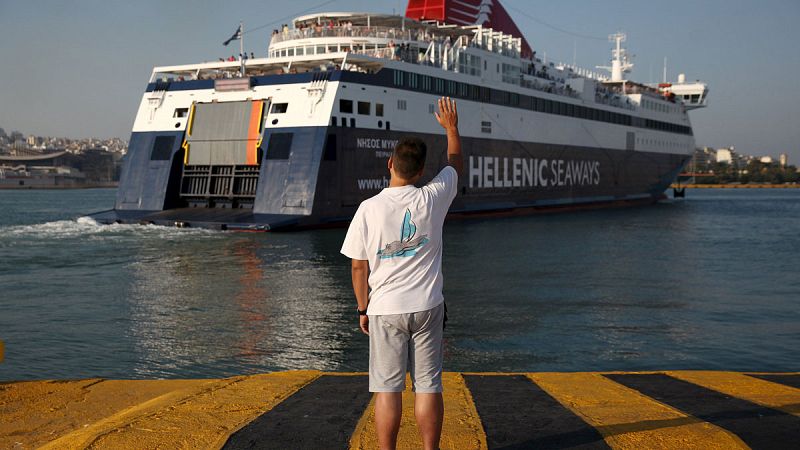 Atenas deberá poner en marcha la privatización de puertos y red eléctrica antes de fin de año