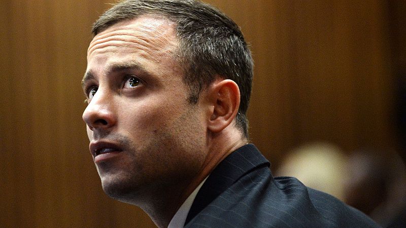 Pistorius seguirá cumpliendo su pena bajo arresto domiciliario