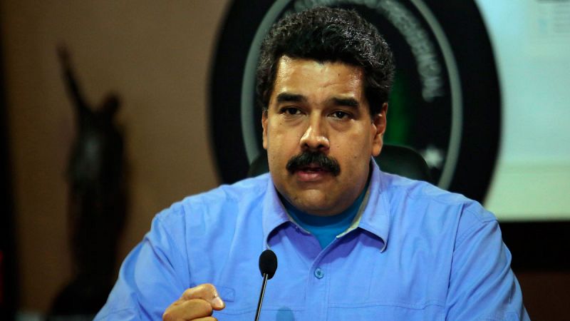 Maduro cierra la frontera occidental con Colombia y decreta el estado de excepción
