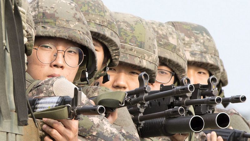 La presidenta surcoreana exige disculpas a Pyongyang en plena crisis militar