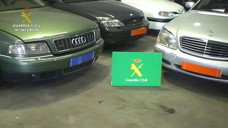 Diez detenidos de una red de importadores de vehículos de lujo por fraude con el IVA