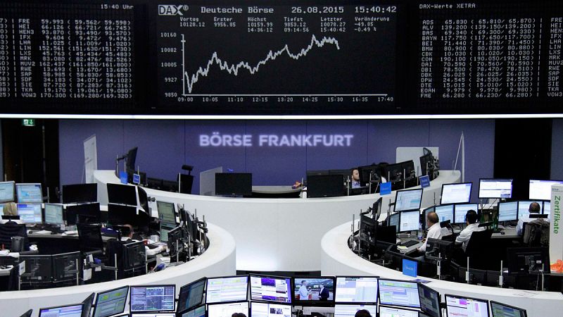 Las Bolsas europeas cierran con caídas moderadas una sesión muy volátil