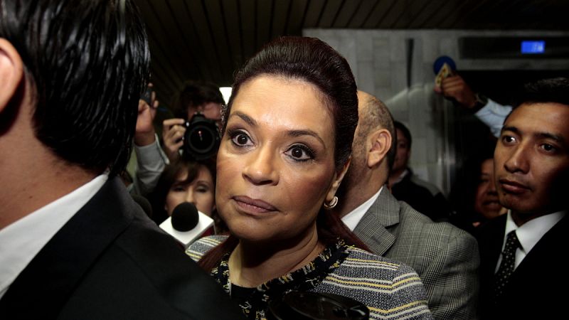 El juez ordena prisión preventiva para la ex vicepresidenta de Guatemala