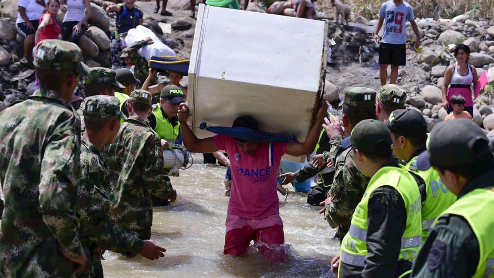 Preocupación en la ONU por la posible violación de los derechos humanos en la frontera de Colombia y Venezuela
