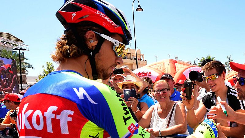 Sagan abandona la Vuelta tras ser arrollado el sábado por una moto