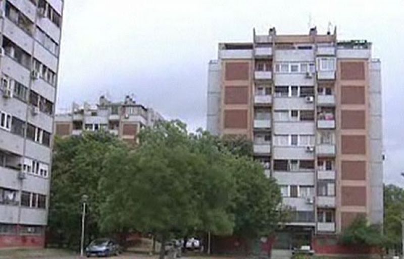Karadzic llevaba una vida tranquila y sin lujos en un piso de alquiler del norte de Belgrado