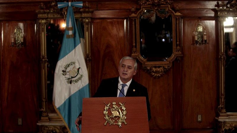 Denuncian por blanqueo al presidente de Guatemala, Otto Pérez Molina