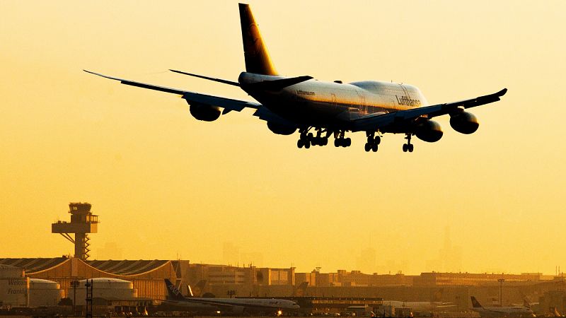 Lufthansa cobra desde hoy un recargo de 16 euros a los billetes emitidos por terceros