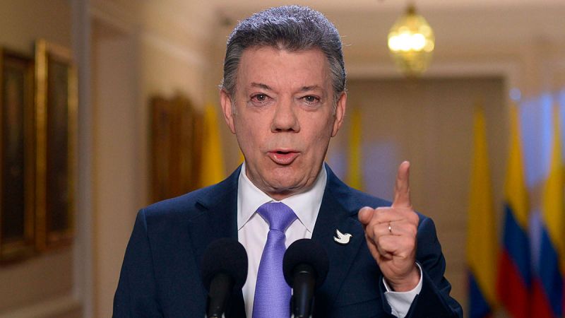 Santos amenaza con denunciar a Venezuela ante la Corte Penal Internacional