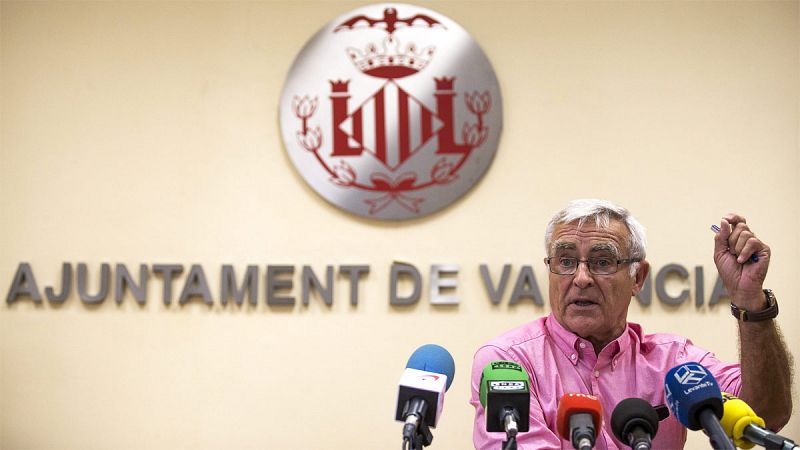 Joan Ribó ordena que la Policía Local de Valencia no participe más en los desahucios