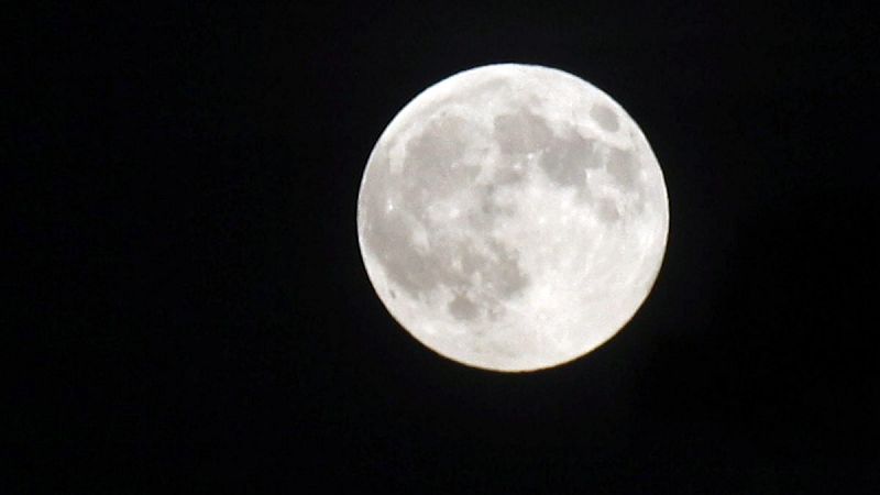 Las muestras traídas de la Luna por el programa Apolo se están deshaciendo
