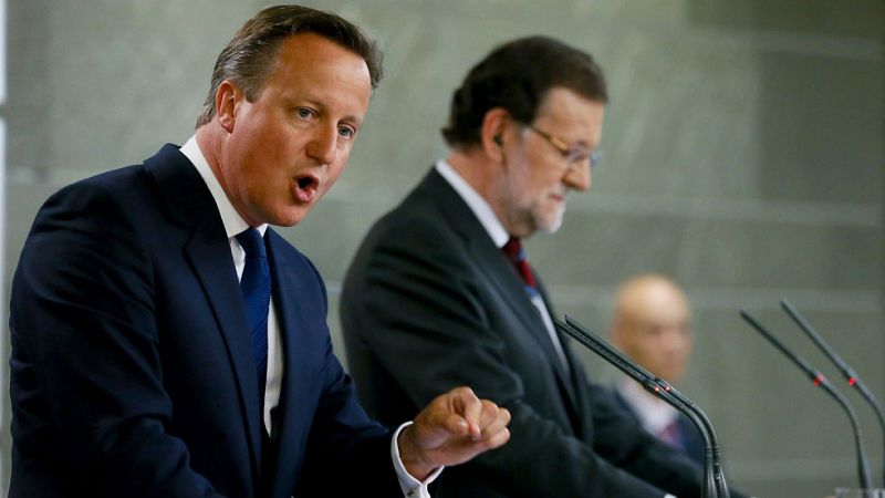 Cameron promete acoger a "miles" de sirios directamente desde sus campos de desplazados o refugiados
