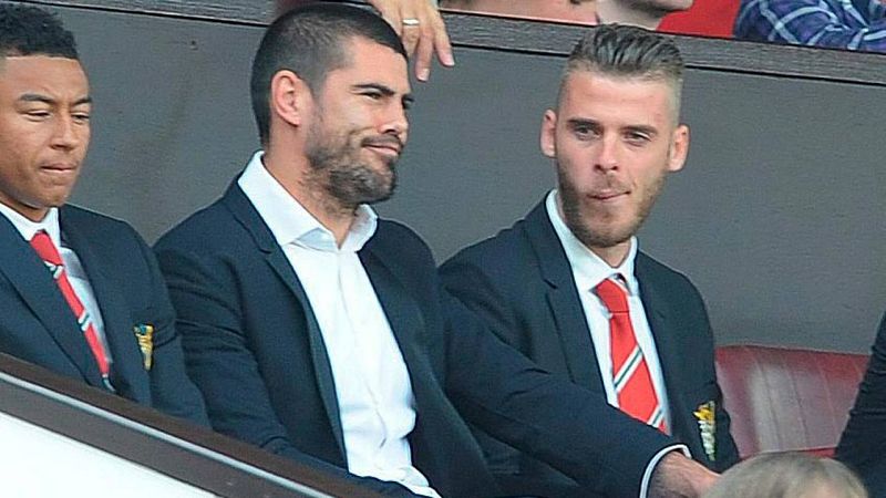 El Manchester United inscribe a De Gea y Valdés en la lista de la Premier