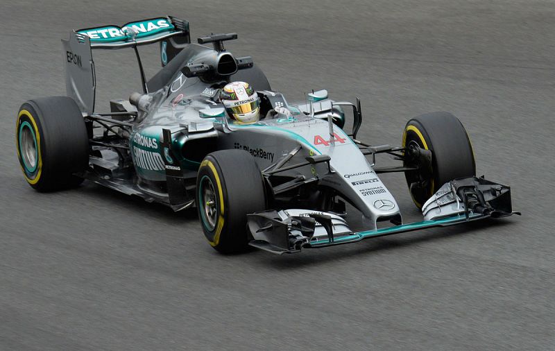 Hamilton supera a su compañero Rosberg en los libres de Monza