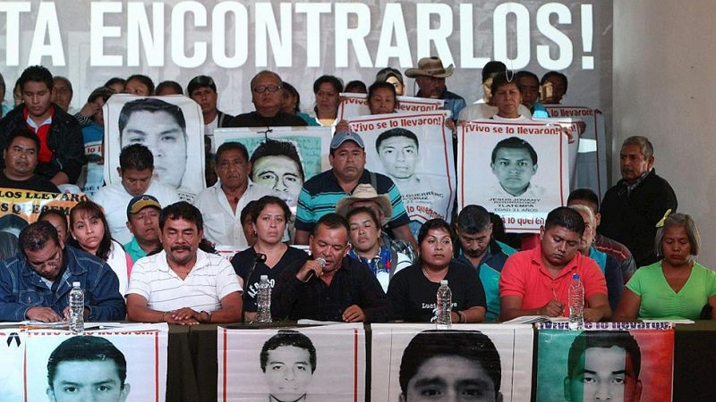 Un informe independiente contradice la versión oficial de la desaparición de los 43 estudiantes de México