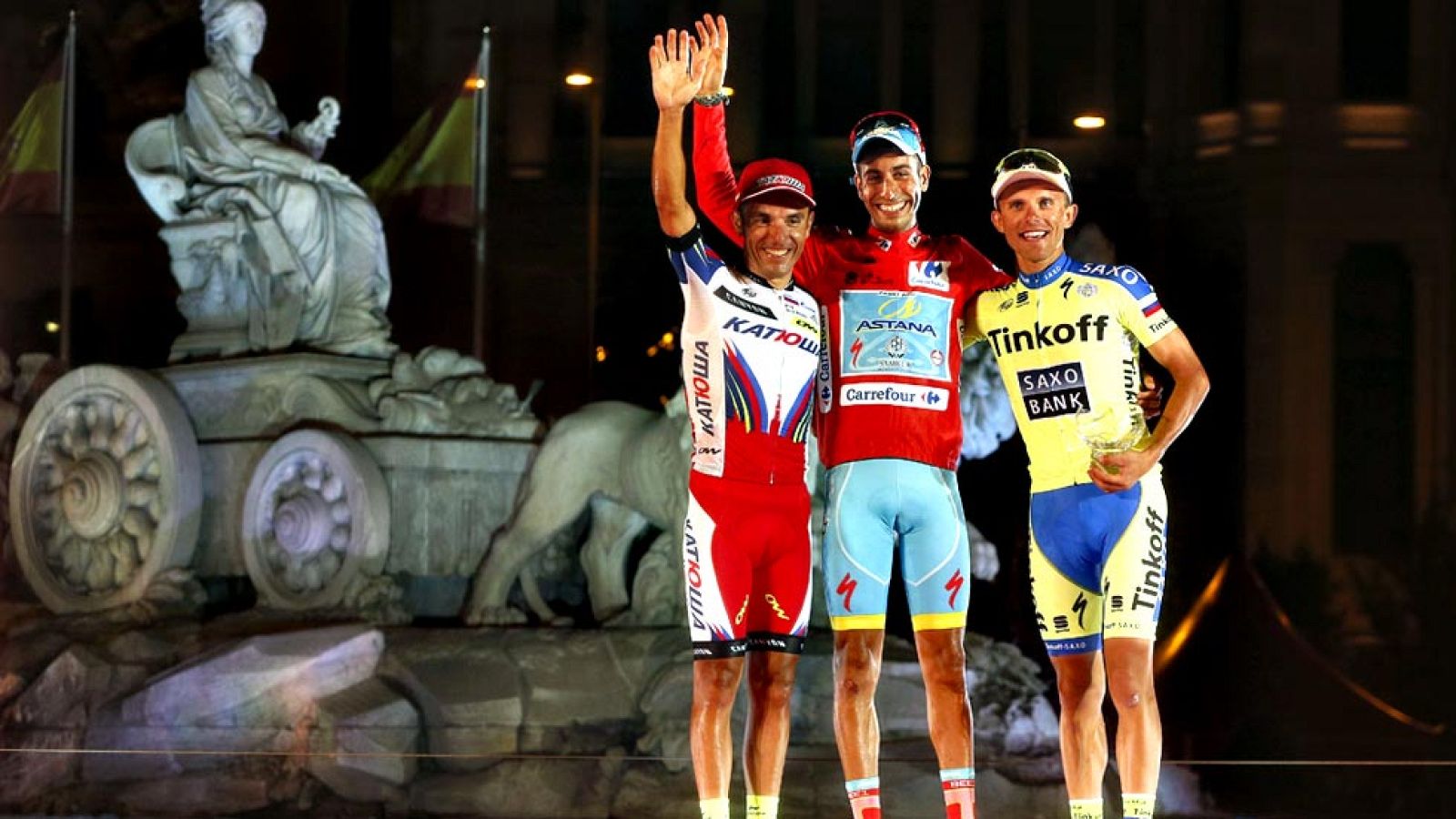 El ciclista italiano de Astana se proclamará este domingo campeón de la Vuelta 2015, gracias a un homenaje indirecto a Perico en La Morcuera, donde arrebató el maillot rojo a Dumoulin y escribió el mejor final para una Vuelta que no empezó nada bien