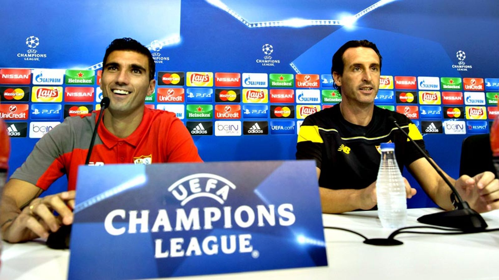 El entrenador del Sevilla FC, Unai Emery, ha asegurado que su  "reto" al llegar al conjunto andaluz era "llegar a la Liga de  Campeones", por lo que su deseo es que ese paso no sea "efímero", ya  que no ha renovado para quedarse en eso, ante lo que a