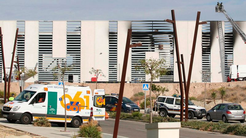 Al menos un muerto y cuatro heridos en la explosión en una empresa del parque tecnológico de Almería
