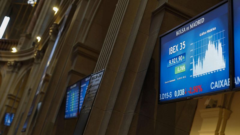 El IBEX 35 cierra plano y el bono español a 10 años vuelve a superar el 2%