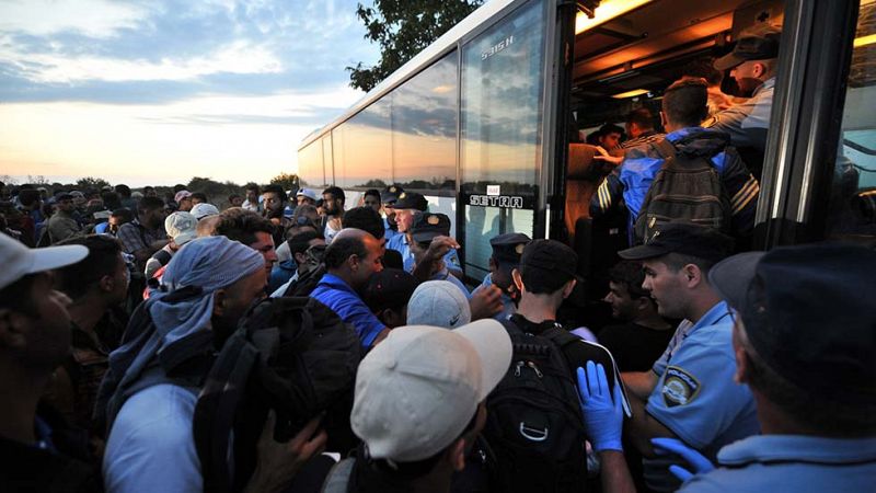 Croacia prohíbe el paso de ciudadanos serbios por la crisis de los refugiados