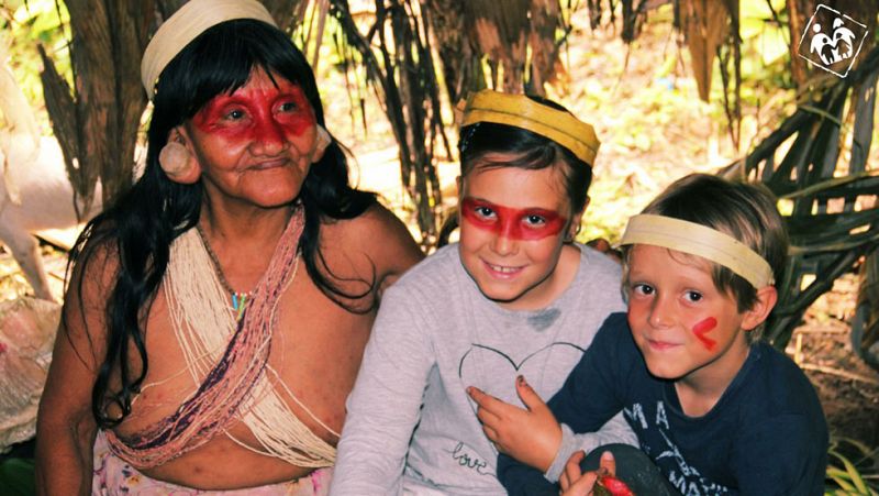 Mi Familia en la Mochila continua su aventura por  Yasuni - Baños de Agua Santa