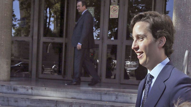 Investigan las llamadas de García Revenga por si avisó al 'pequeño Nicolás' de que tenía el teléfono intervenido