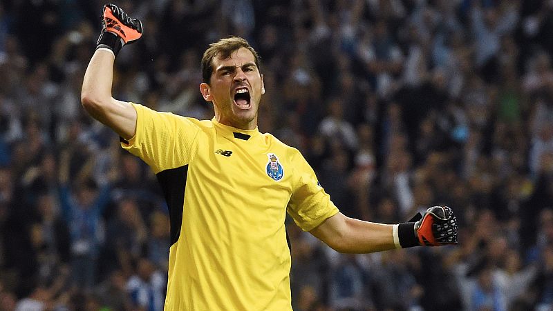 Reencuentro cordial entre Casillas y Mourinho en Oporto