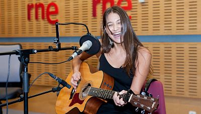 Abierto hasta las 2 - Georgina - 04/10/15 - escuchar ahora