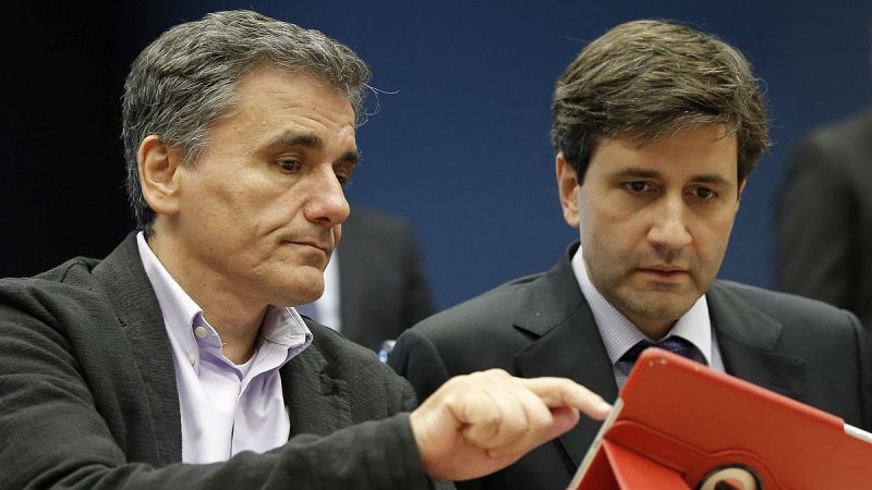 El Eurogrupo acuerda las primeras medidas que Grecia debe implementar para recibir otros 2.000 millones