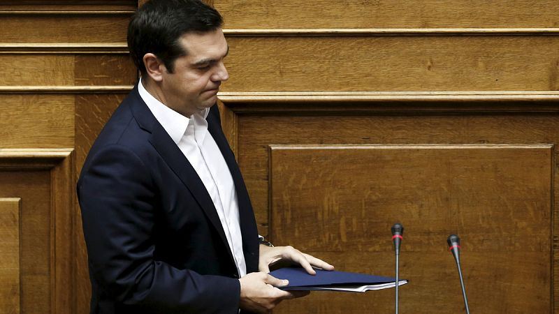 Tsipras presenta el anteproyecto de presupuestos de 2016