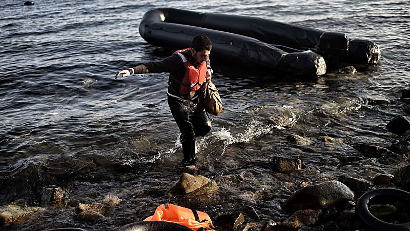 Bruselas prepara el primer traslado de reugiados para el 9 de octubre y pacta con Turquía una ayuda de mil millones