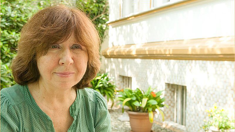 La reportera bielorrusa Svetlana Aleksijevitj, favorita en las quinielas al Nobel de Literatura 2015