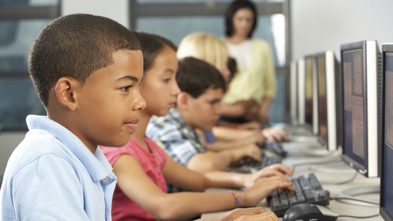 GENIOS, un proyecto para formar a 5.000 pequeños programadores