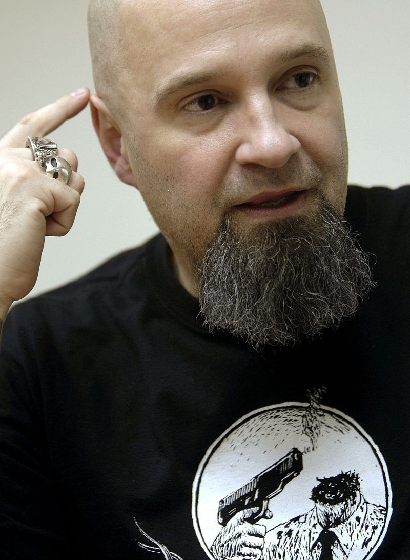 Archivada la causa contra el líder de Def con Dos al no ver delito de enaltecimiento del terrorismo en sus tuits