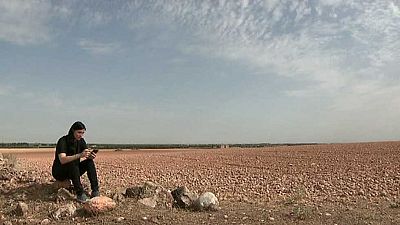 Una nueva presentadora, Clara Pe�alver, os muestra 'la mitad invisible' de "Don Quijote"