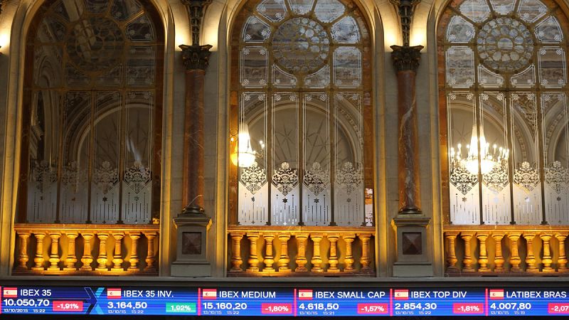 El IBEX 35 pierde un 1,28%, lastrado por las caídas de los bancos