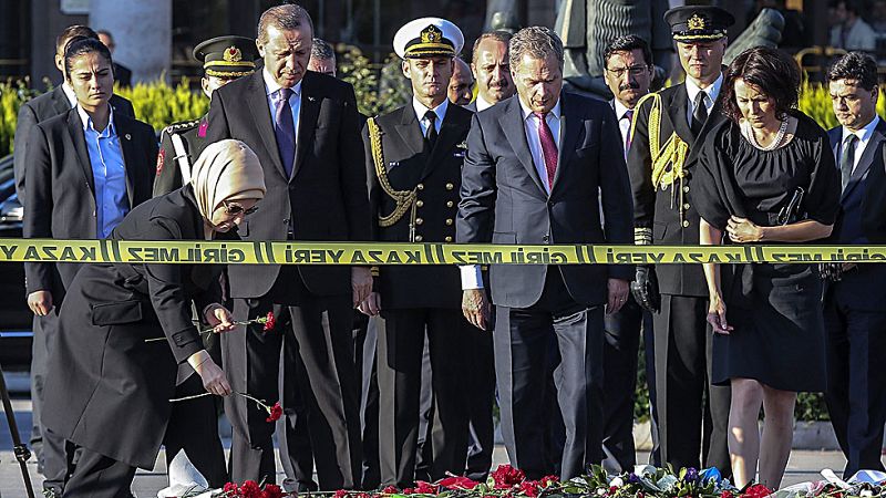 Turquia estrecha el cerco sobre la identidad de los autores del atentado en Ankara