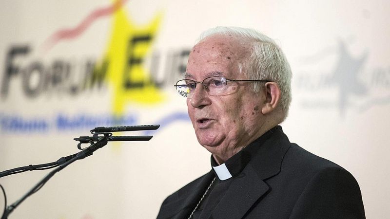 El arzobispo Cañizares pregunta si en la "invasión" de inmigrantes y refugiados es "todo trigo limpio"