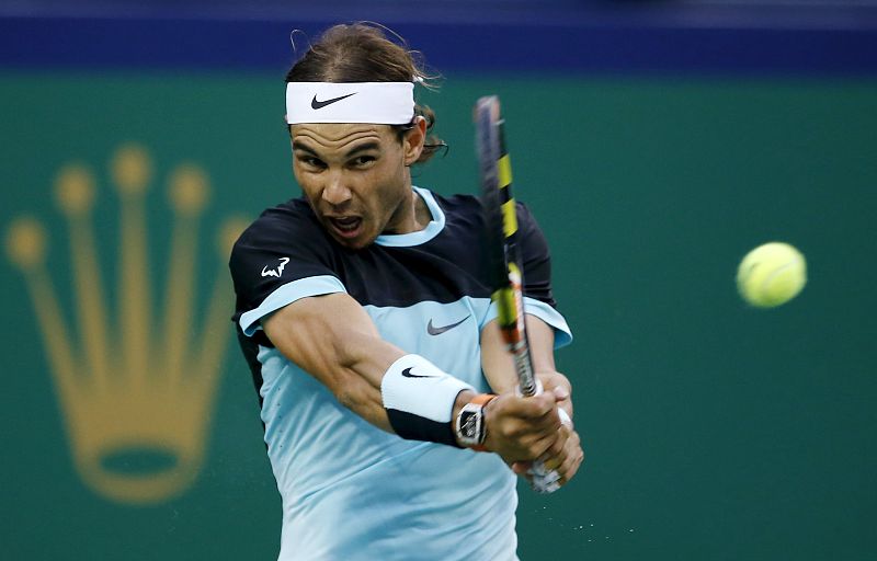 Nadal gana a Raonic y sigue adelante en Shanghái