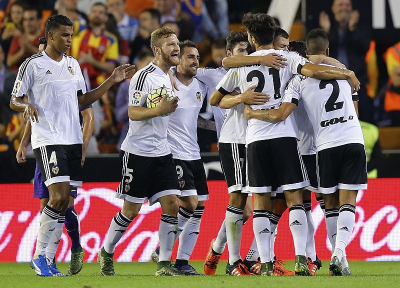 El Valencia se reencuentra con la victoria a costa del Málaga