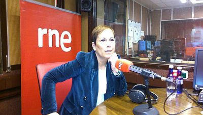 Las mañanas de RNE - Uxúe Barkos apuesta por la reforma consensuada de la Constitución para adaptarla a la España actual - Escuchar ahora