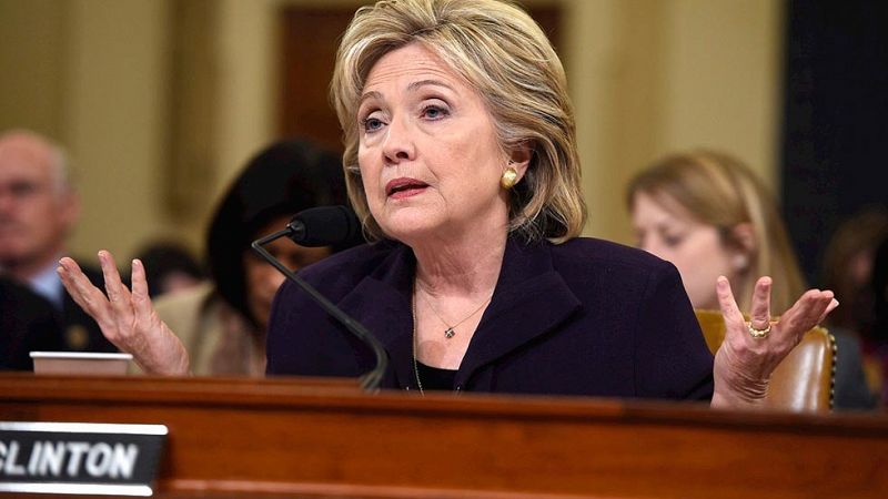 Clinton justifica ante el Congreso los riesgos "inevitables" que implica la diplomacia