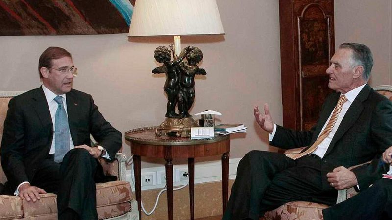 El presidente de Portugal encarga formar Gobierno al actual primer ministro Pedro Passos Coelho